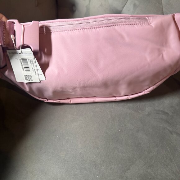 Lululemon Athletica Large Classic Pink Peony Belt Bag 3.5L NEW WITH TAG rare - Picture 9 of 11
